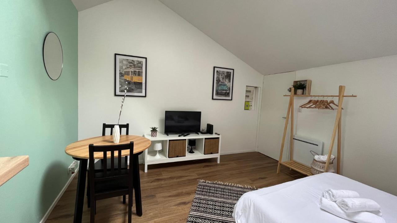 Apartament De Sauge Et D'Osier Nevers Zewnętrze zdjęcie
